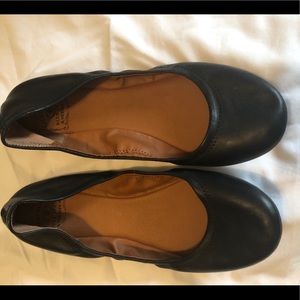 Lucky brand black leather Emmie ballet flat